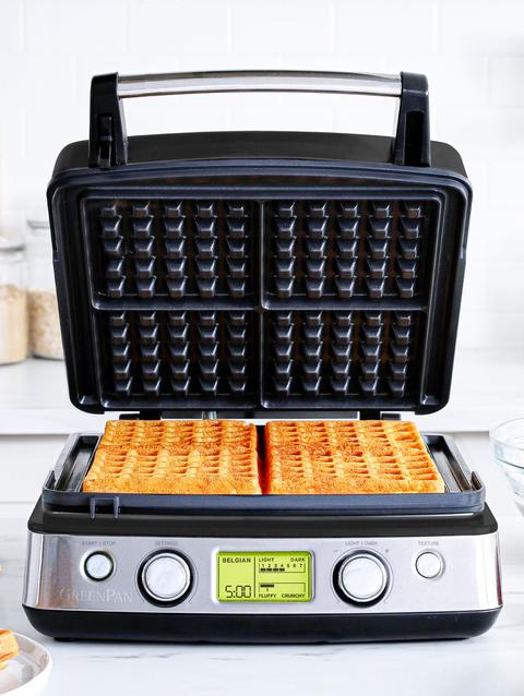 GreenPan Elite Ceramic Nonstick 4-Square Waffle Maker | Black